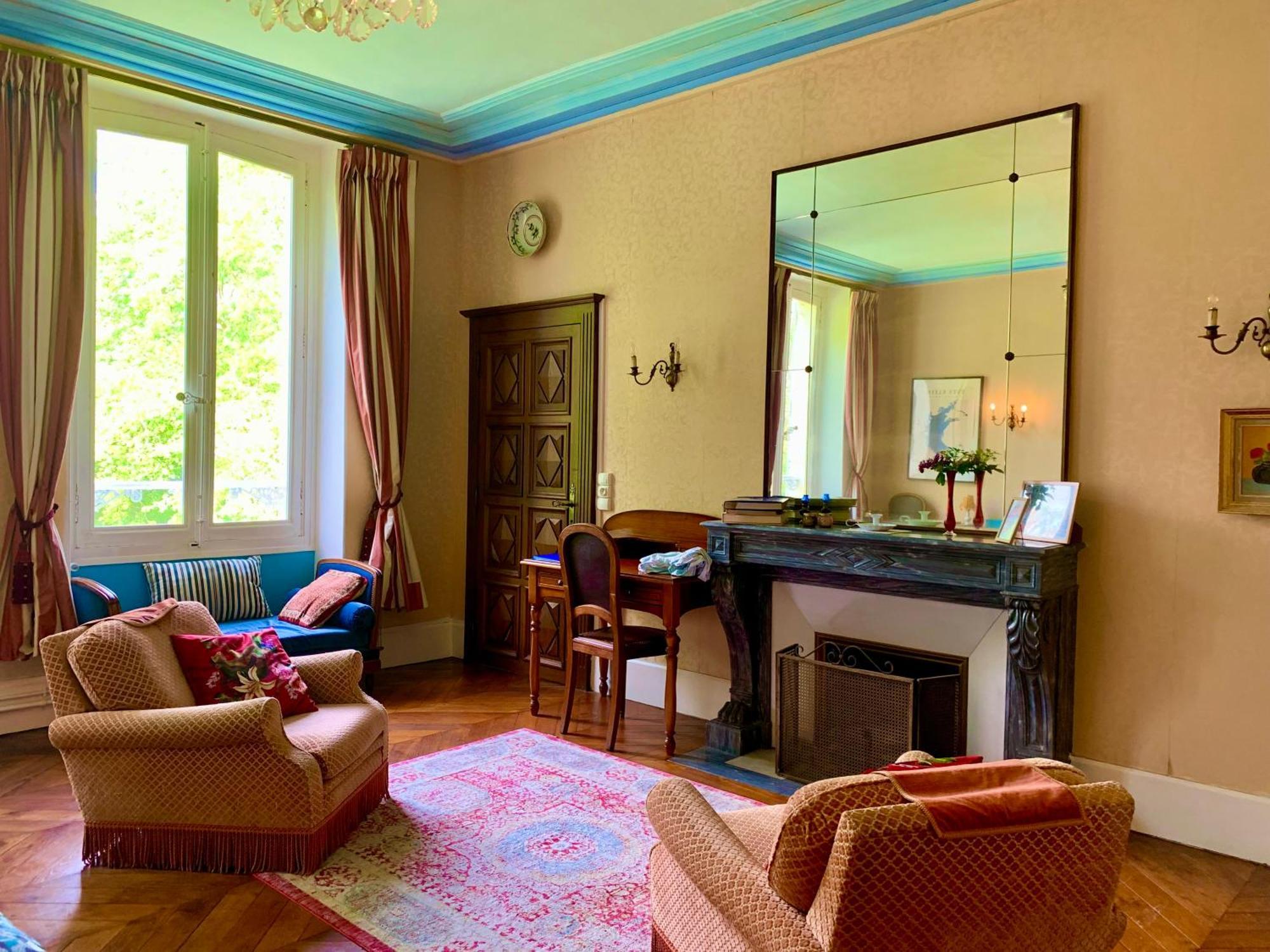 Yxie - Manoir Des Arts Bed and Breakfast Villeblevin Værelse billede